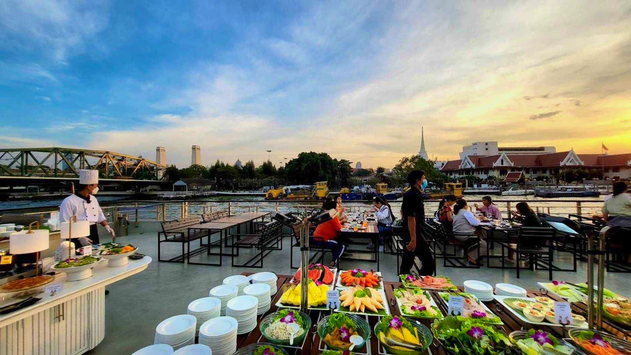 Chao Phraya White Orchid Cruise Price
